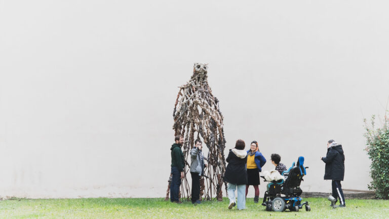 Vue de l'atelier avec Olivier Gabrys et Agnes Ino © Amélie Ferrand