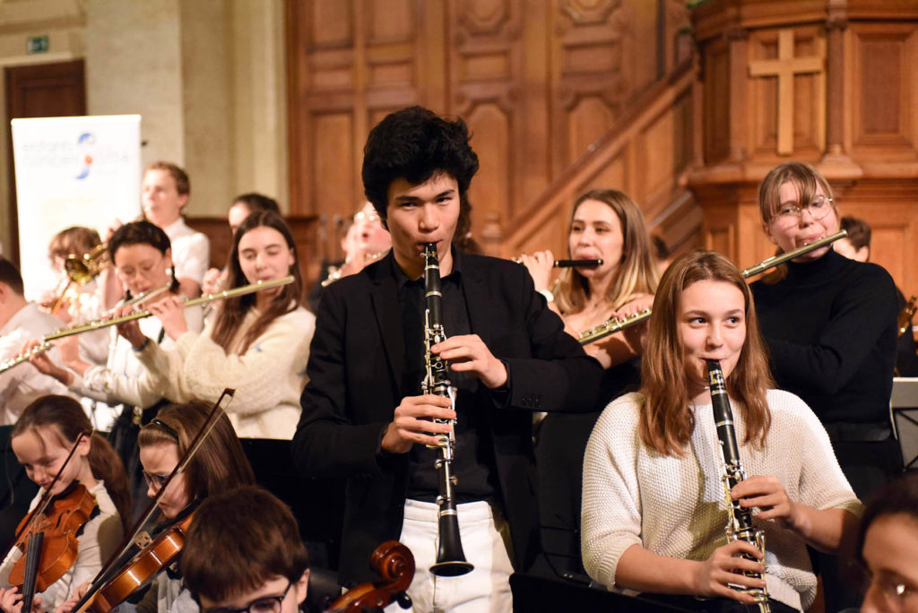 Concert de clôture à Paris avec l'Orchestre des Petites Mains Symphoniques 2020 © Une nuit pour 2500 voix