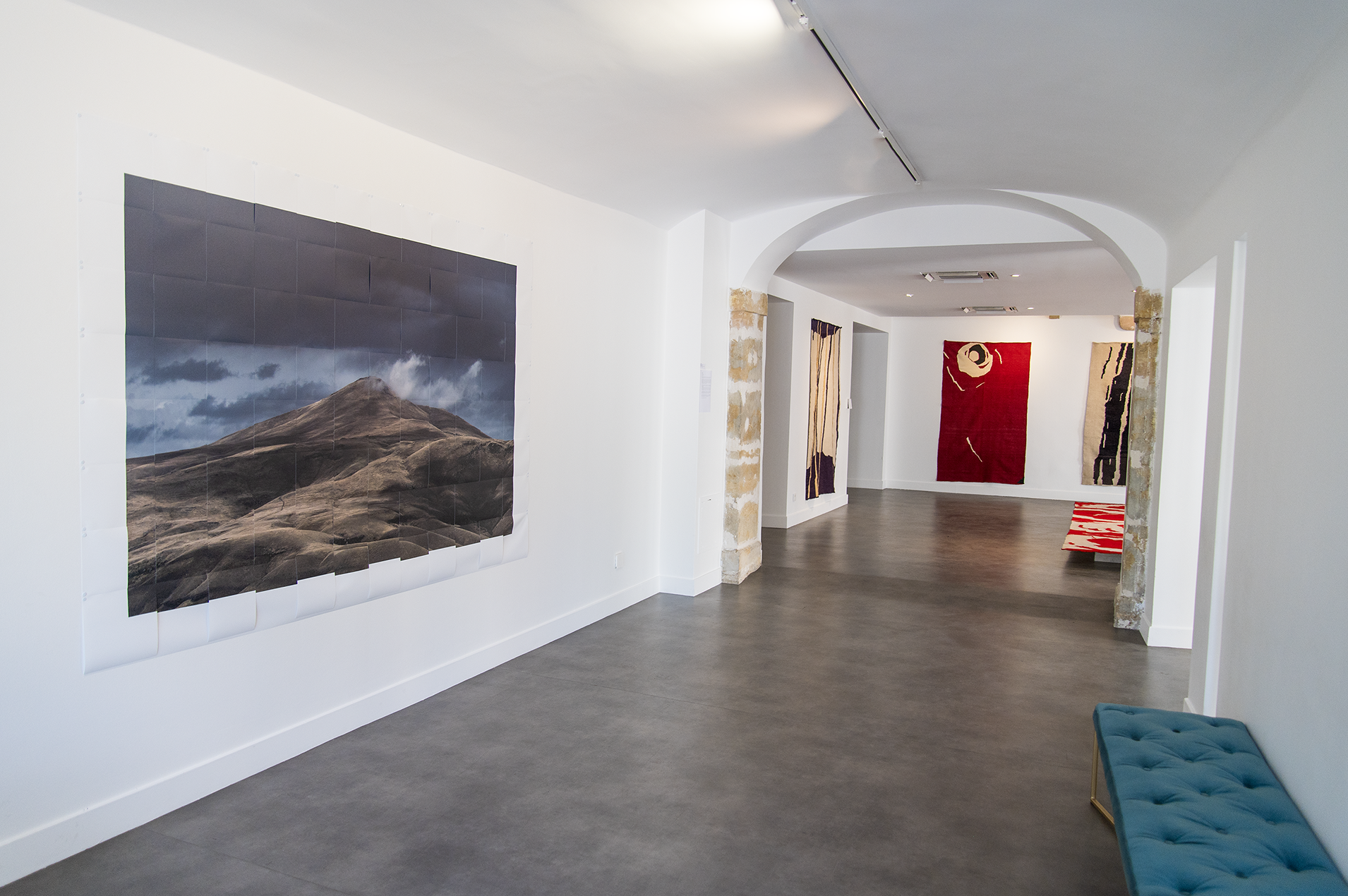 Vue de l'exposition "Territoires tissés", Fondation Bullukian, 2025 ©FondationBullukian