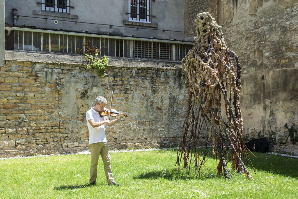 Concert de l'orchestre de l'Opéra de Lyon du 24 juin 2020 dans le jardin de la Fondation Bullukian © Fondation Bullukian