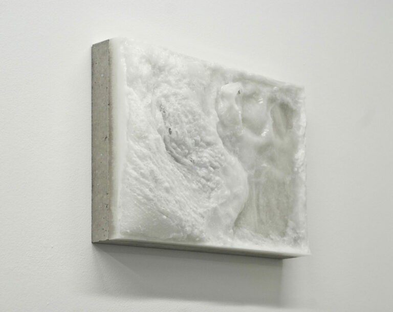 Jean-Baptiste Caron "Dans la mesure du saisissable (tentative n°6)", 2015, béton, cire, métal, 32 x 46 cm © Jean-Baptiste Caron