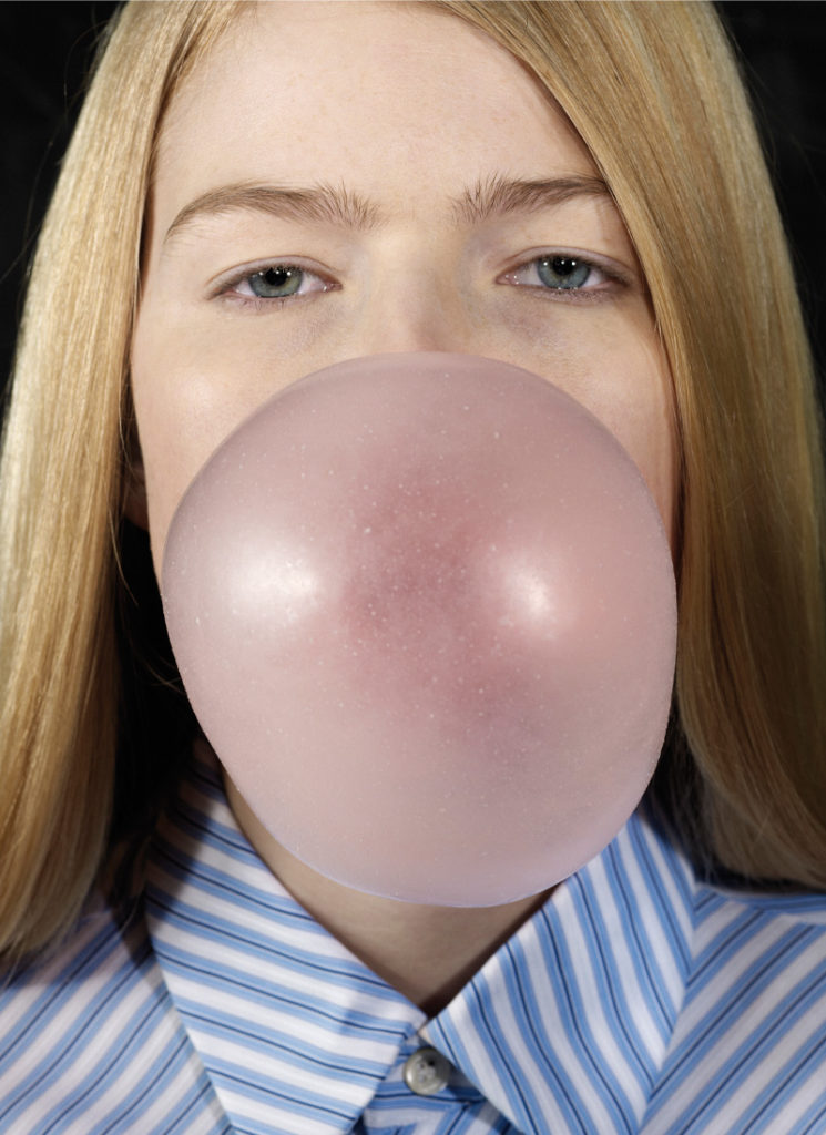 Louise Blowing a Bubble, 2011 ©Roe Ethridge